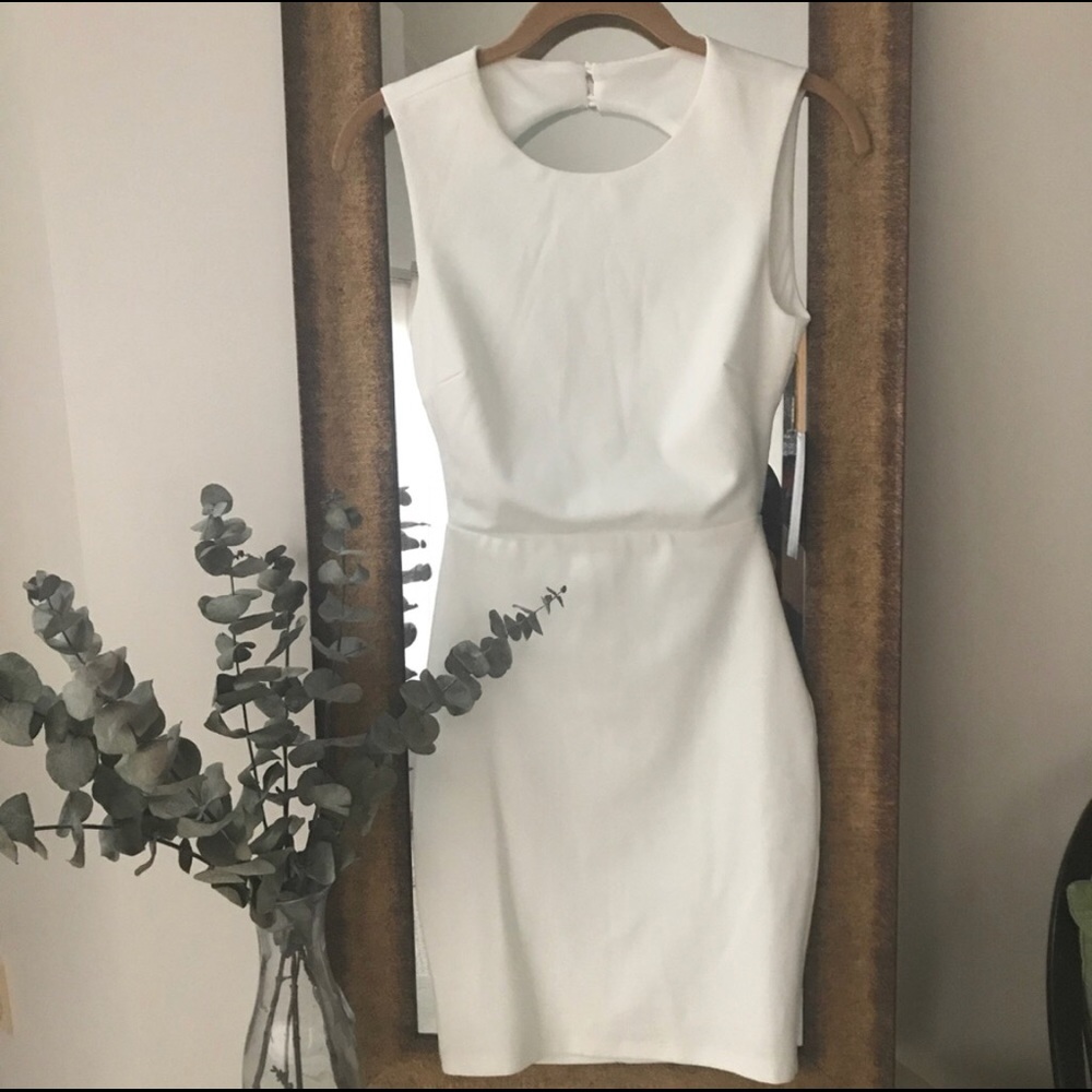 Lulu’s White Hey Honey XS Open Back Mini Dress